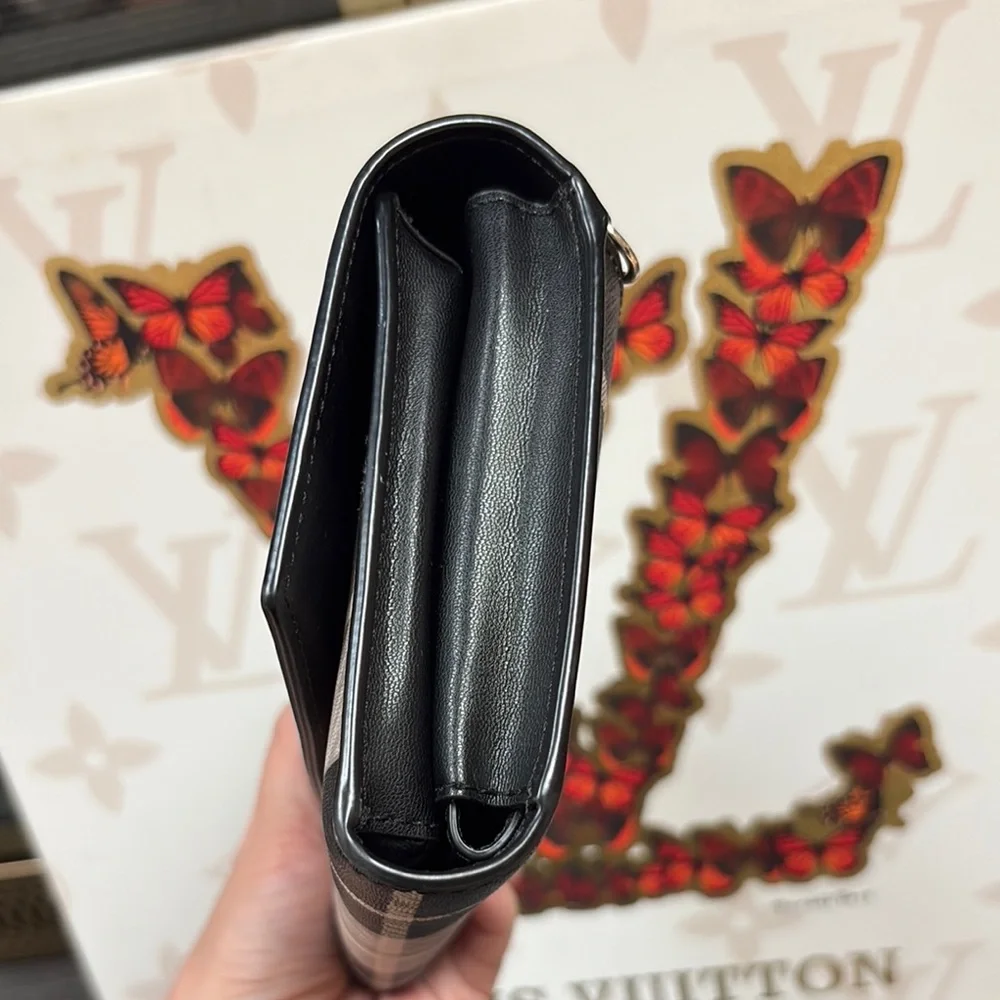 Kate Spade Crossbody Wallet